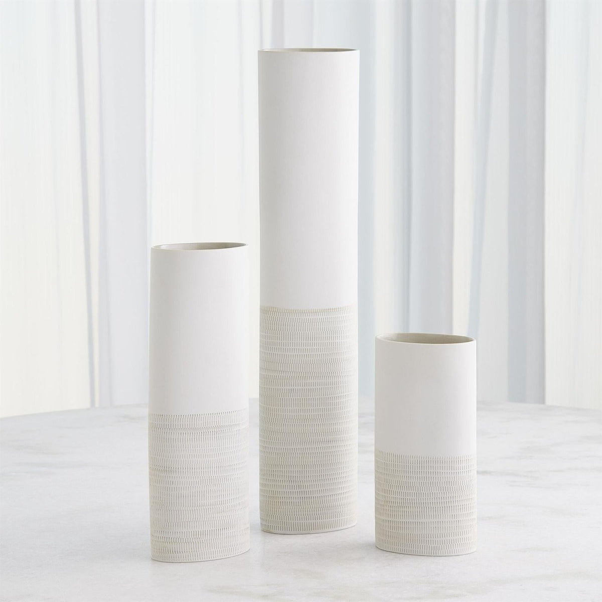 Global Views Dash Vase