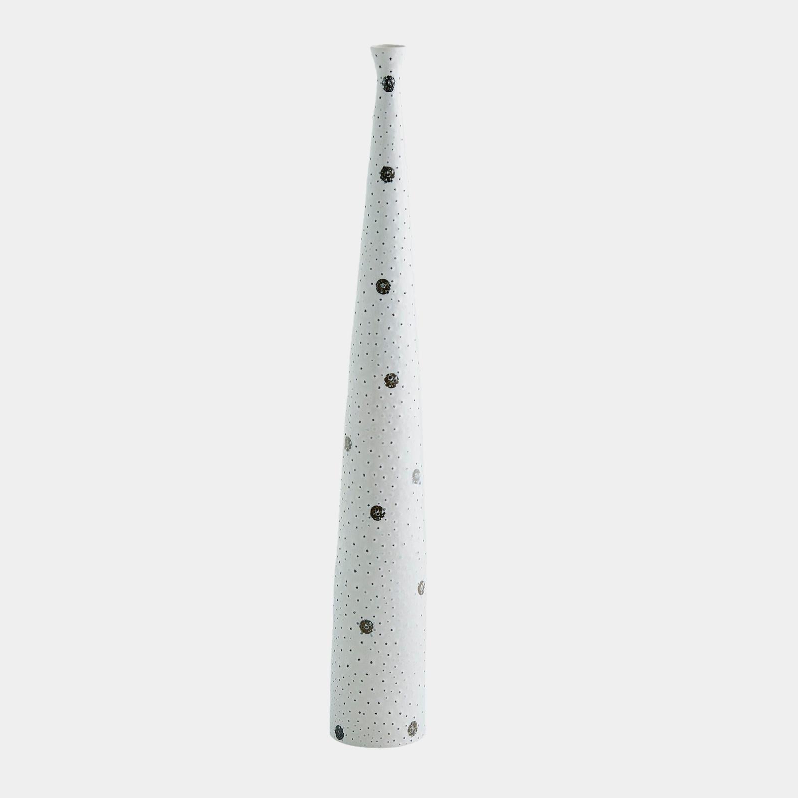 Global Views Spotted White and Black Vase Clearance