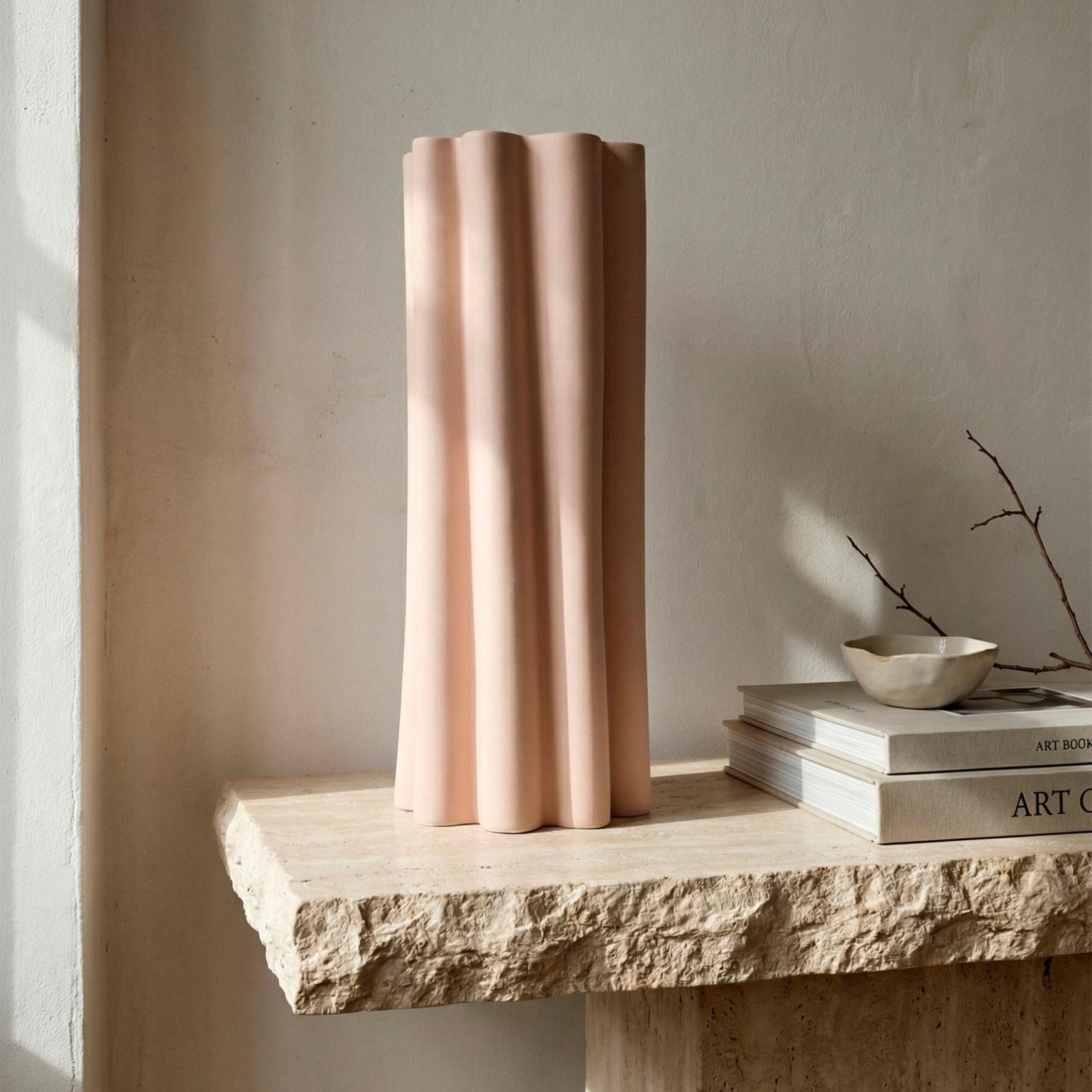 Global Views Cirrus Vase