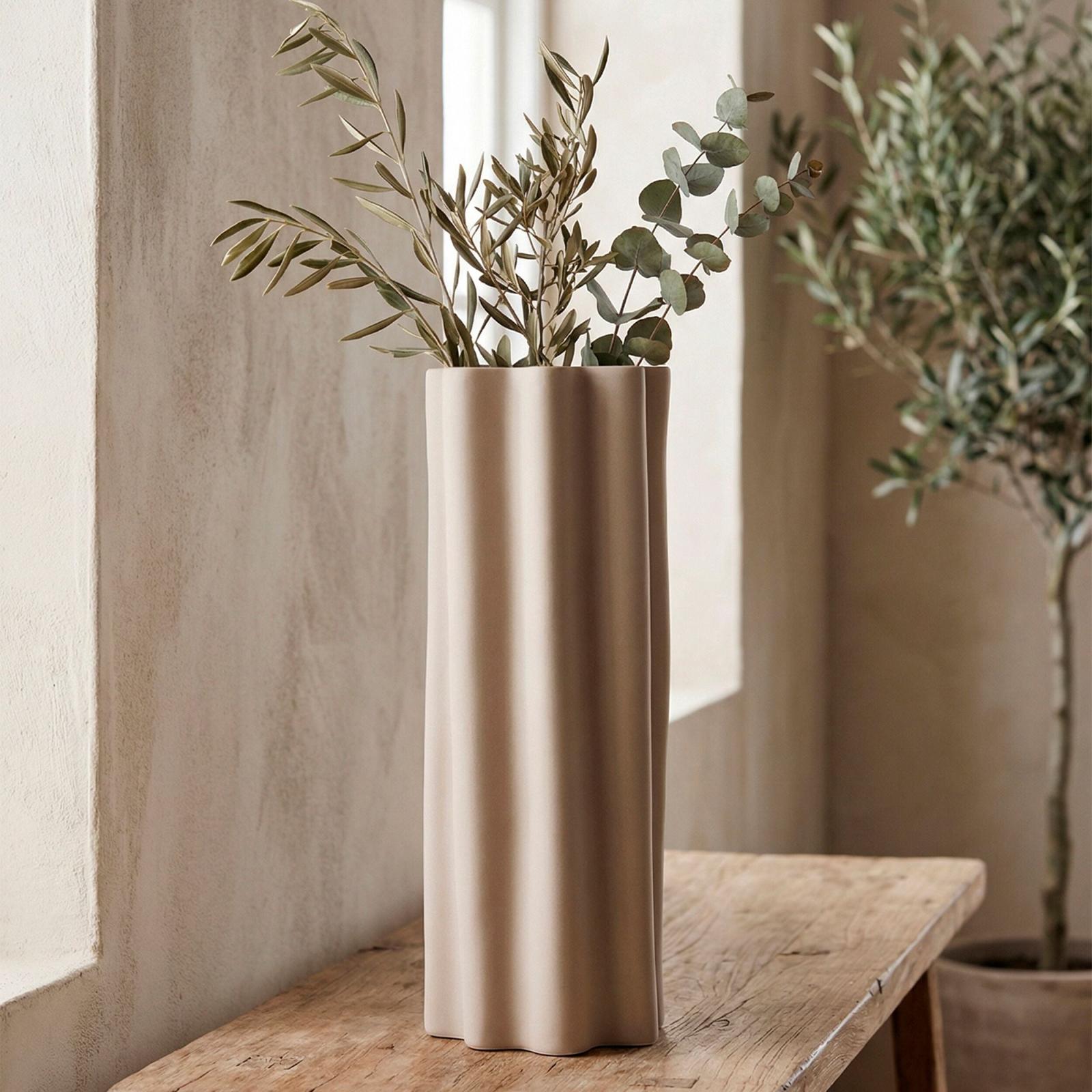 Global Views Cirrus Vase