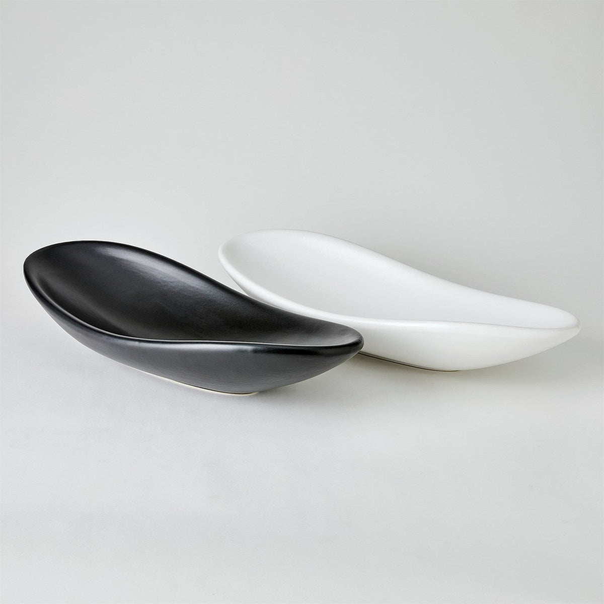 Global Views Oblong Platter Bowl - Matte Black