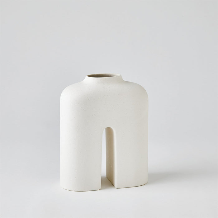 Global Views Guardian Vase - White Cream