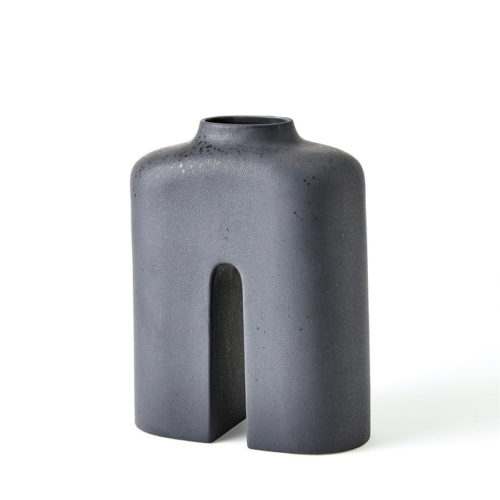Global Views Guardian Vase - Black