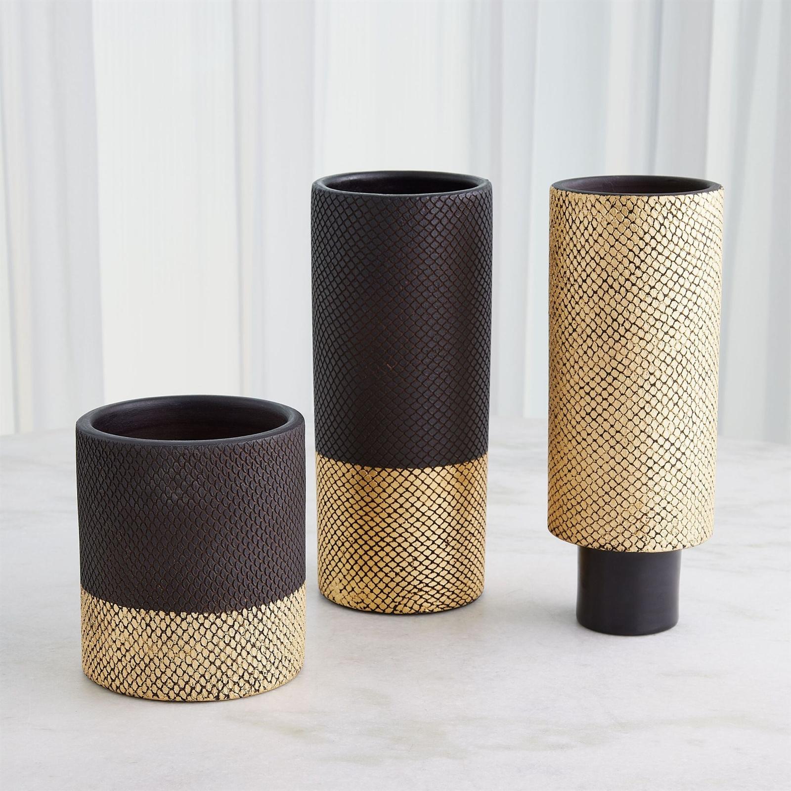 Global Views Java Black and Gold Vase