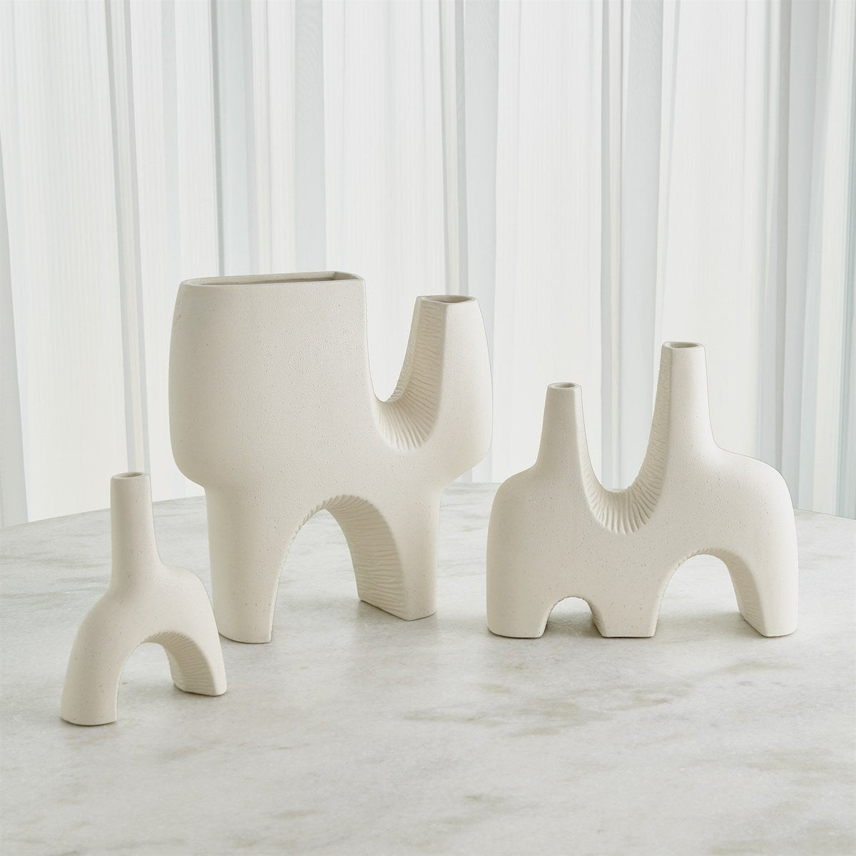 Global Views Cassel Vase - Matte White