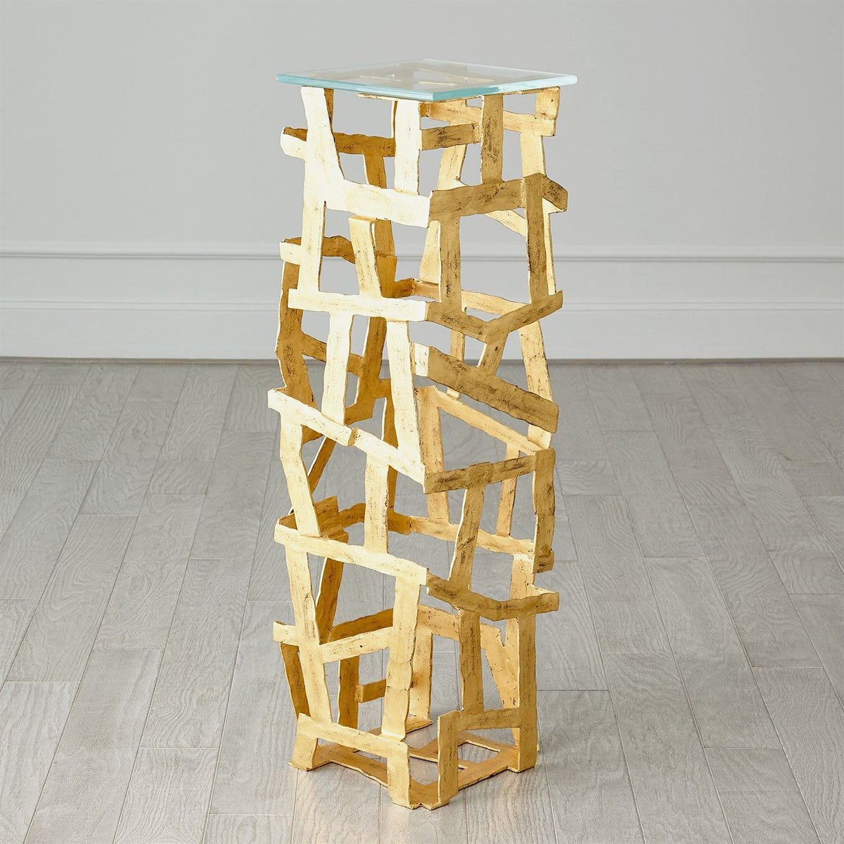 Global Views Fragments Pedestal