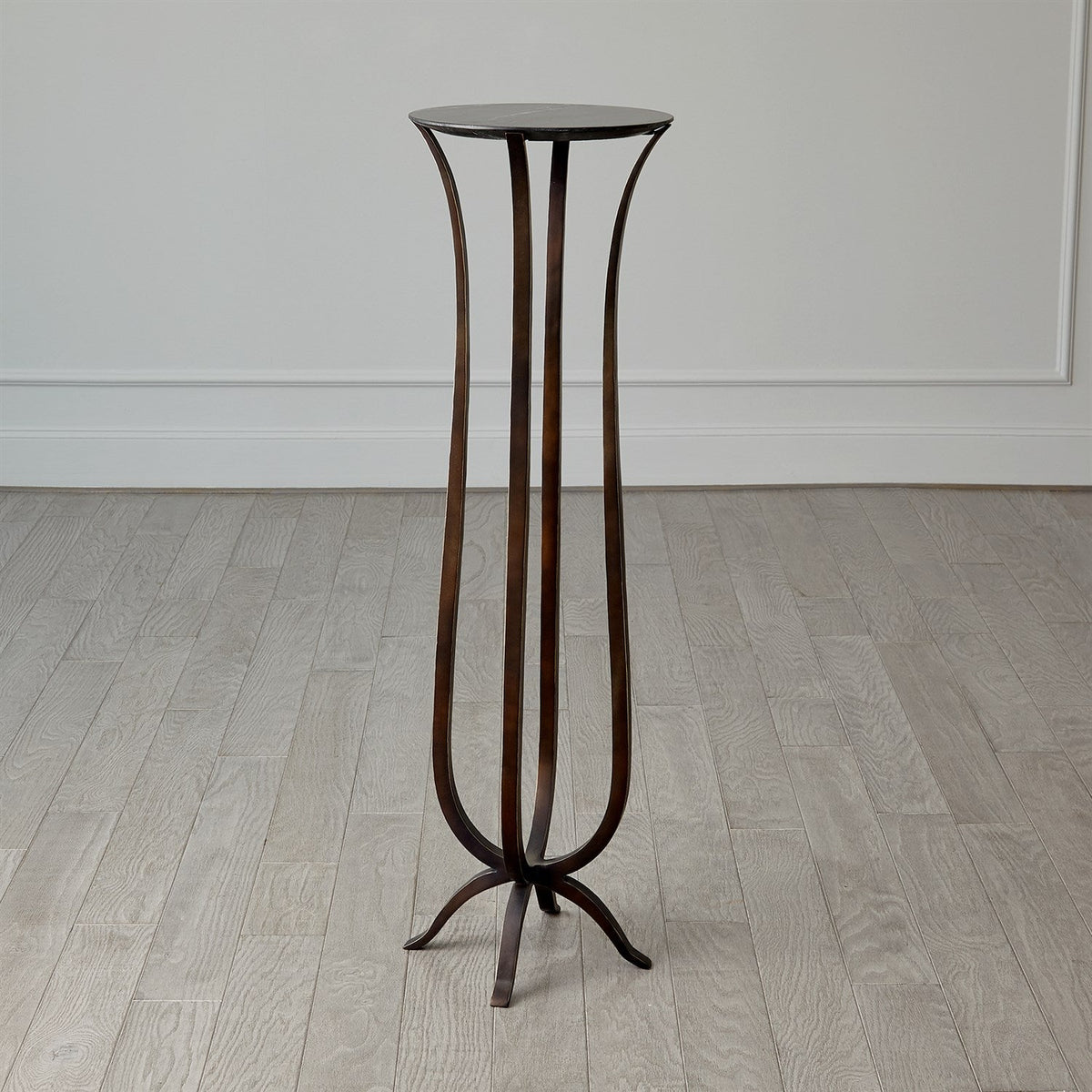 Global Views Chorda Pedestal - Bronze