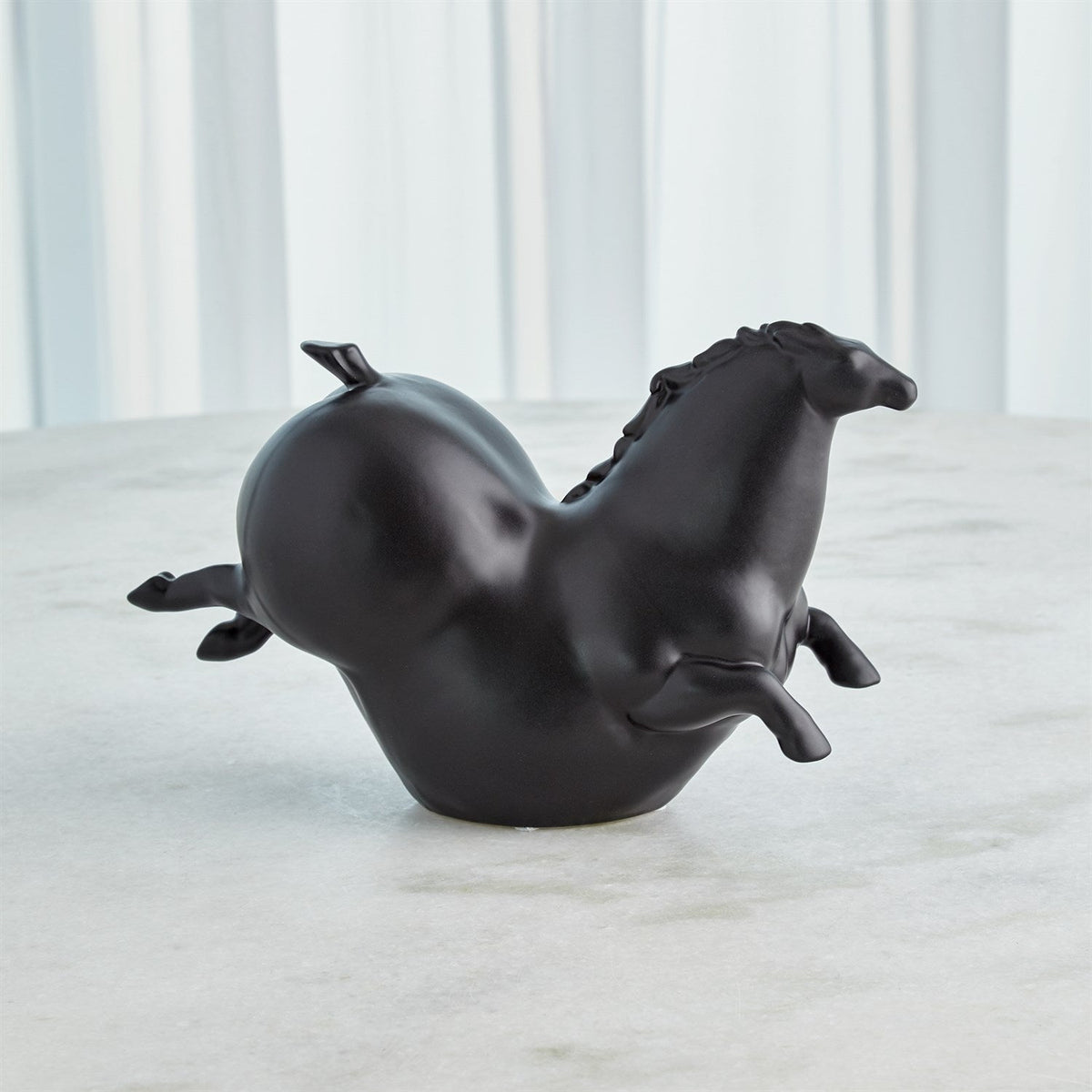 Global Views Friesian Horse - Matte Black