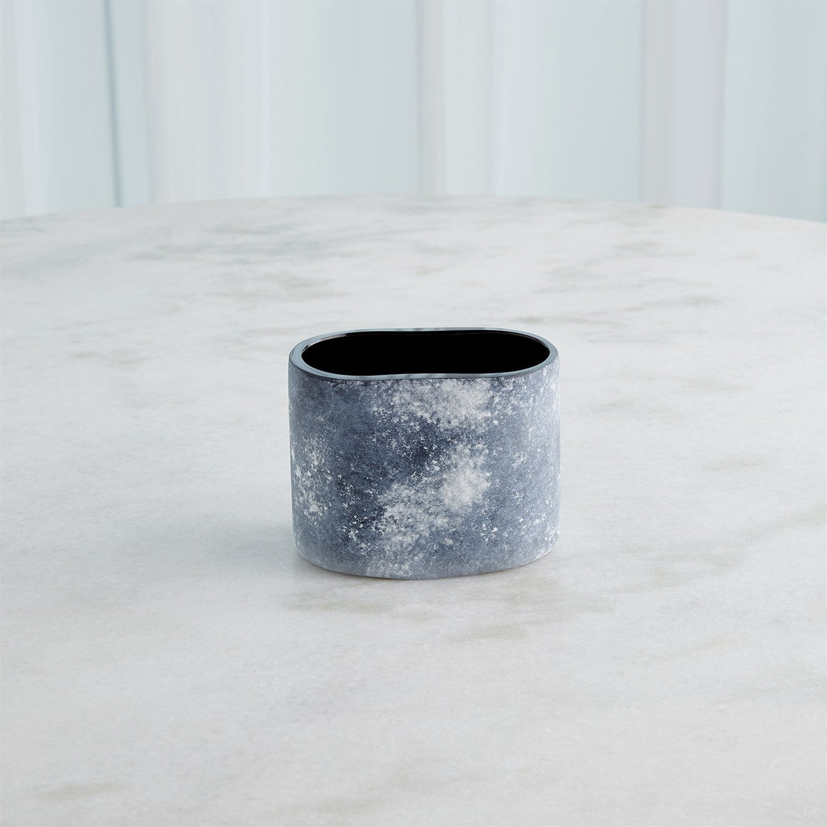Global Views Black Scavo Vase
