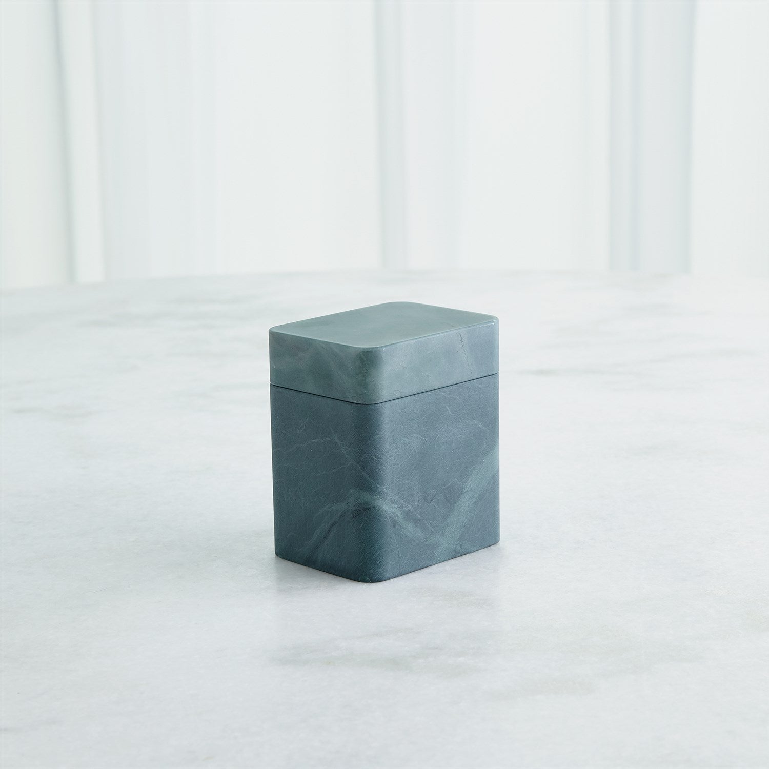 Global Views Raggio Alabaster Box - Black/Green