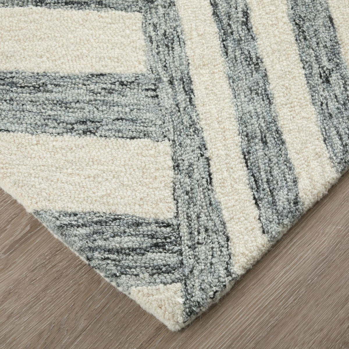 Feizy Wallace 8A42F Modern Geometric Rug in Gray/Ivory