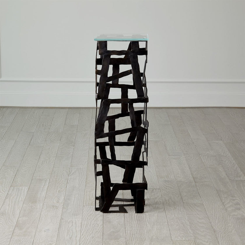 Global Views Fragments Pedestal