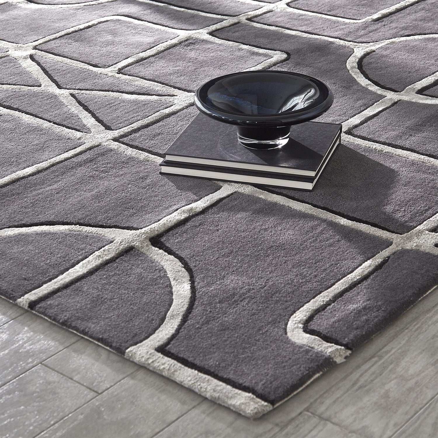 Global Views Gate Rug - Indigo Charcoal