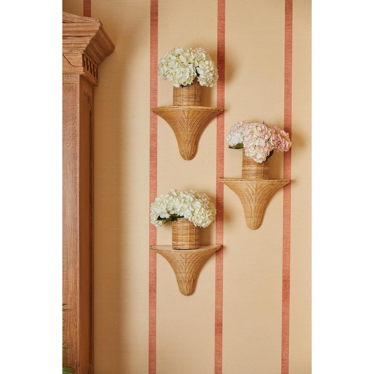 Chelsea House Baytree Wicker Bracket