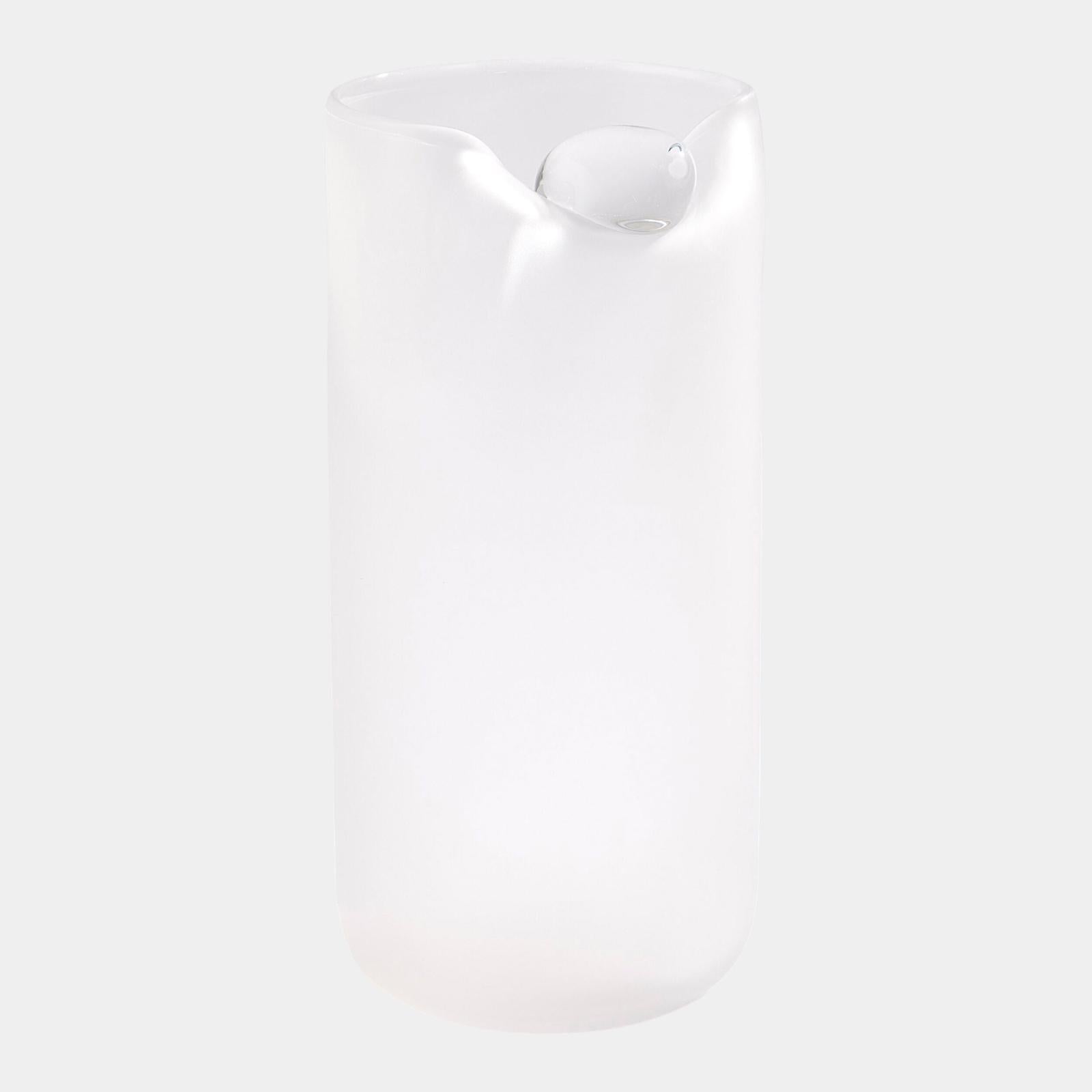Global Views Poise Vase