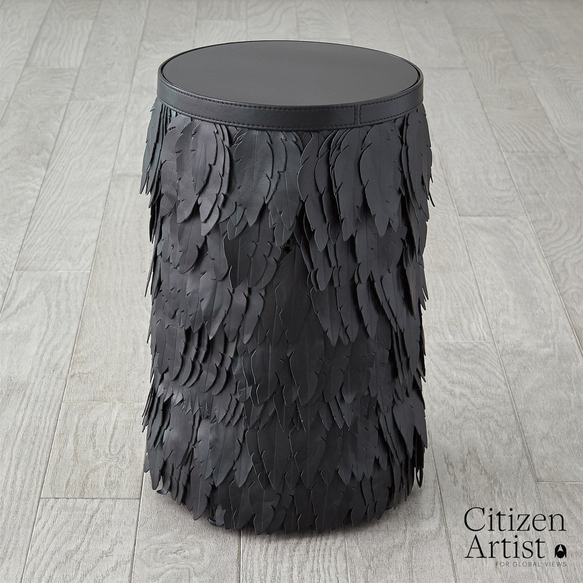 Global Views Emily Martini Table - Black