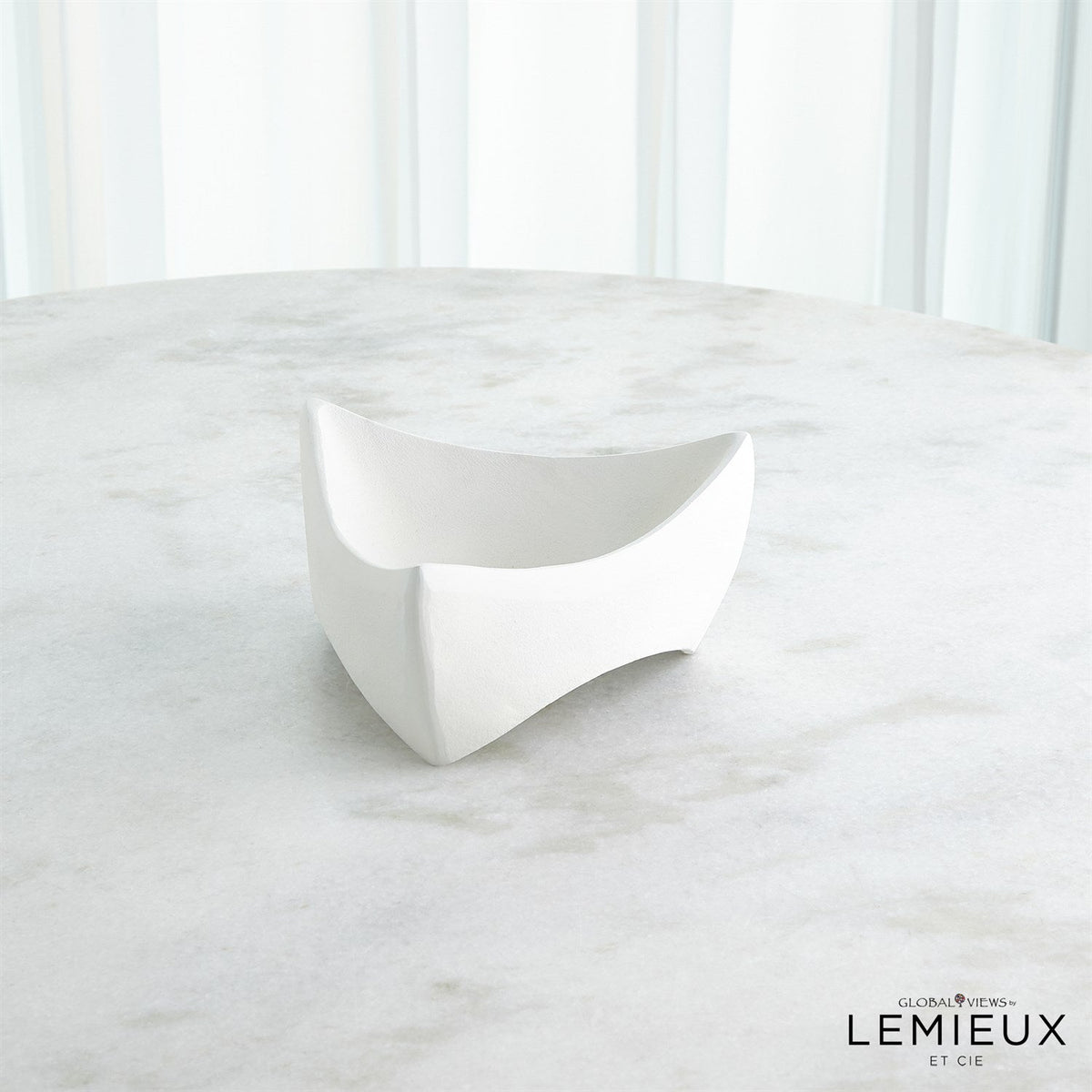 Global Views Leandre Triangle Bowl