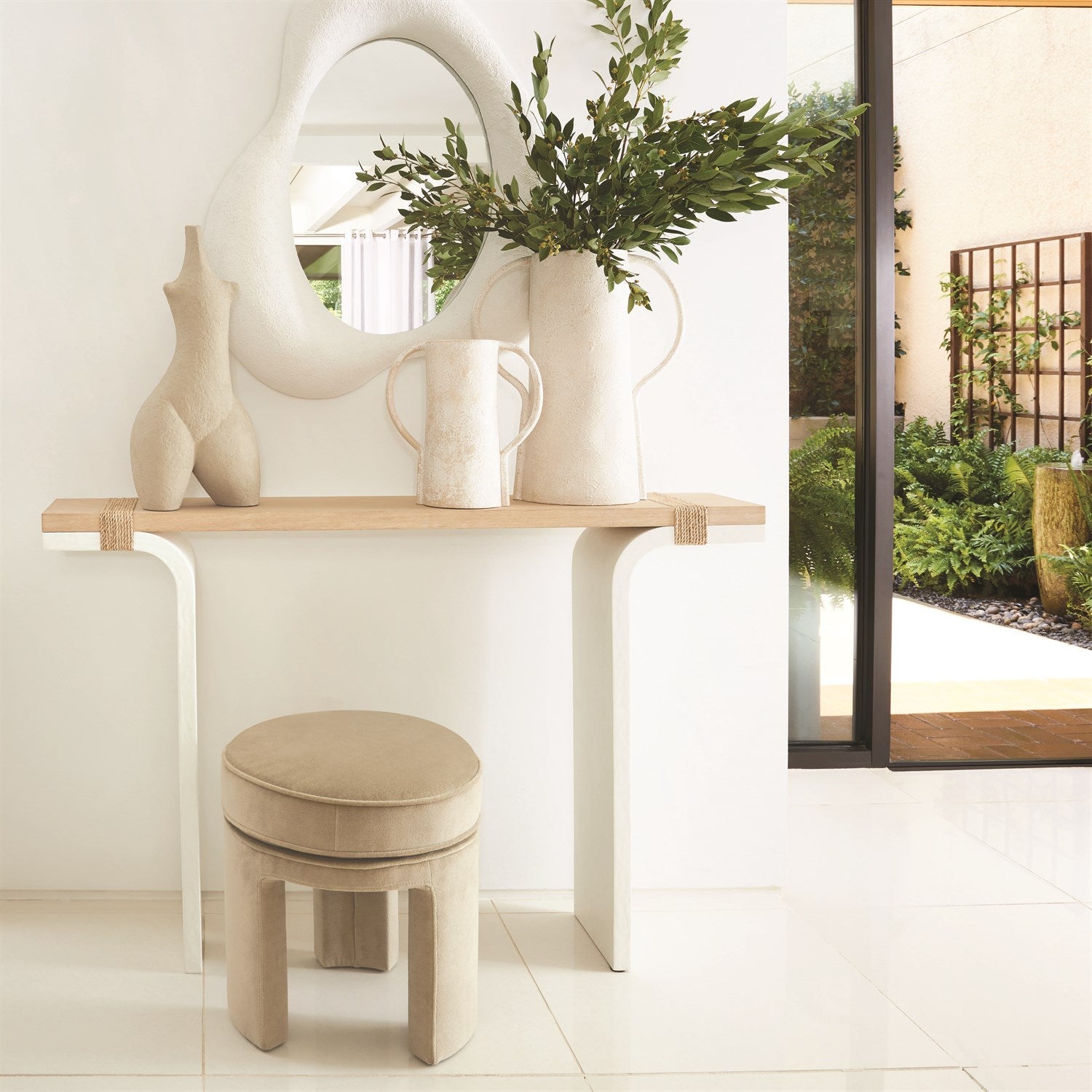 Global Views Papu Stool