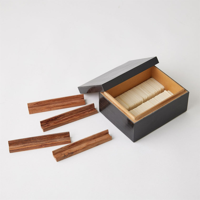 Global Views Boxed Bone Set