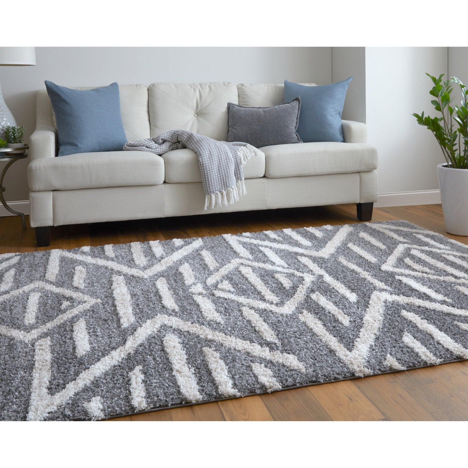 Feizy Mynka 39IBF Transitional Diamond in Gray/Ivory