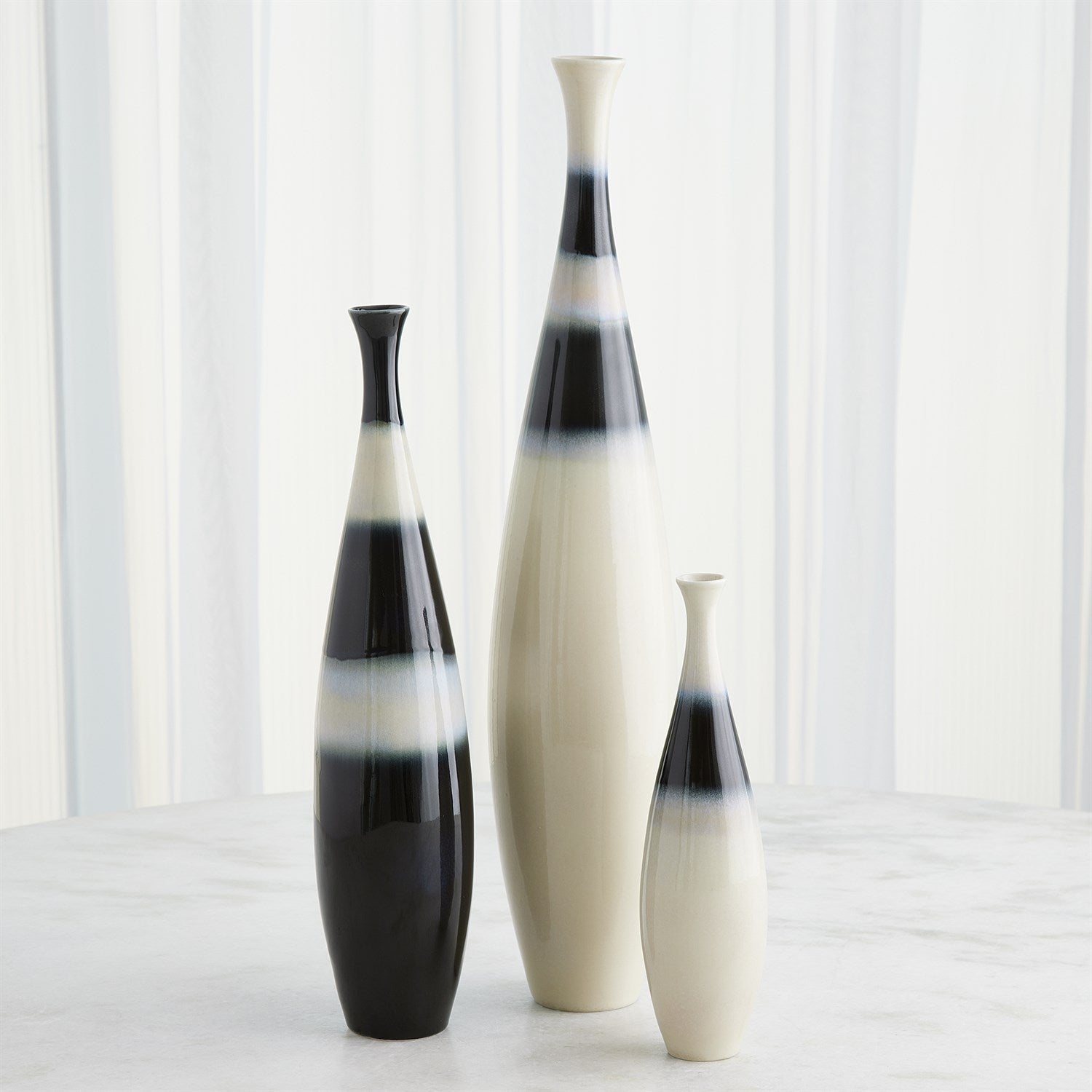 Global Views Cobalt Banded Bottle