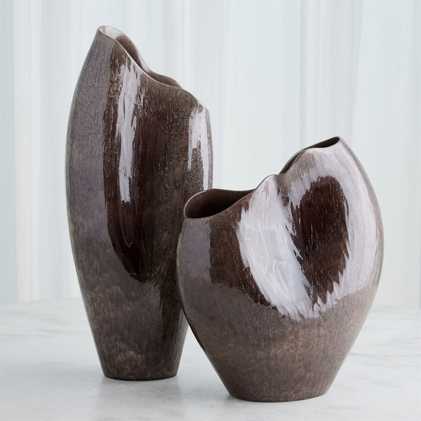 Global Views Horn Vase