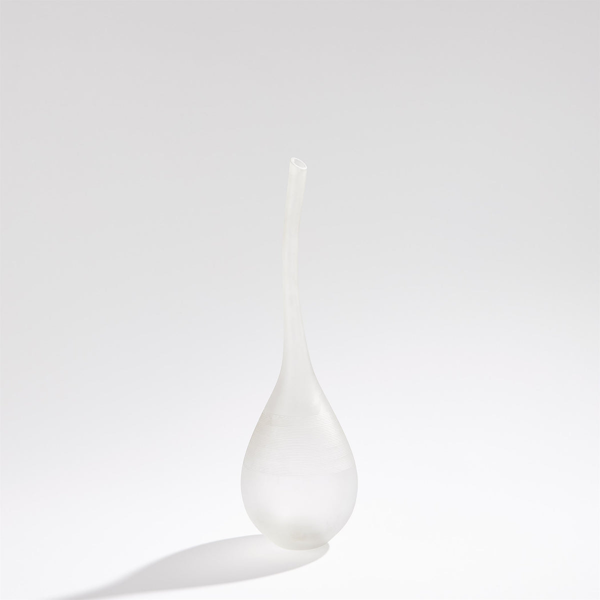 Global Views Curvature Bottle