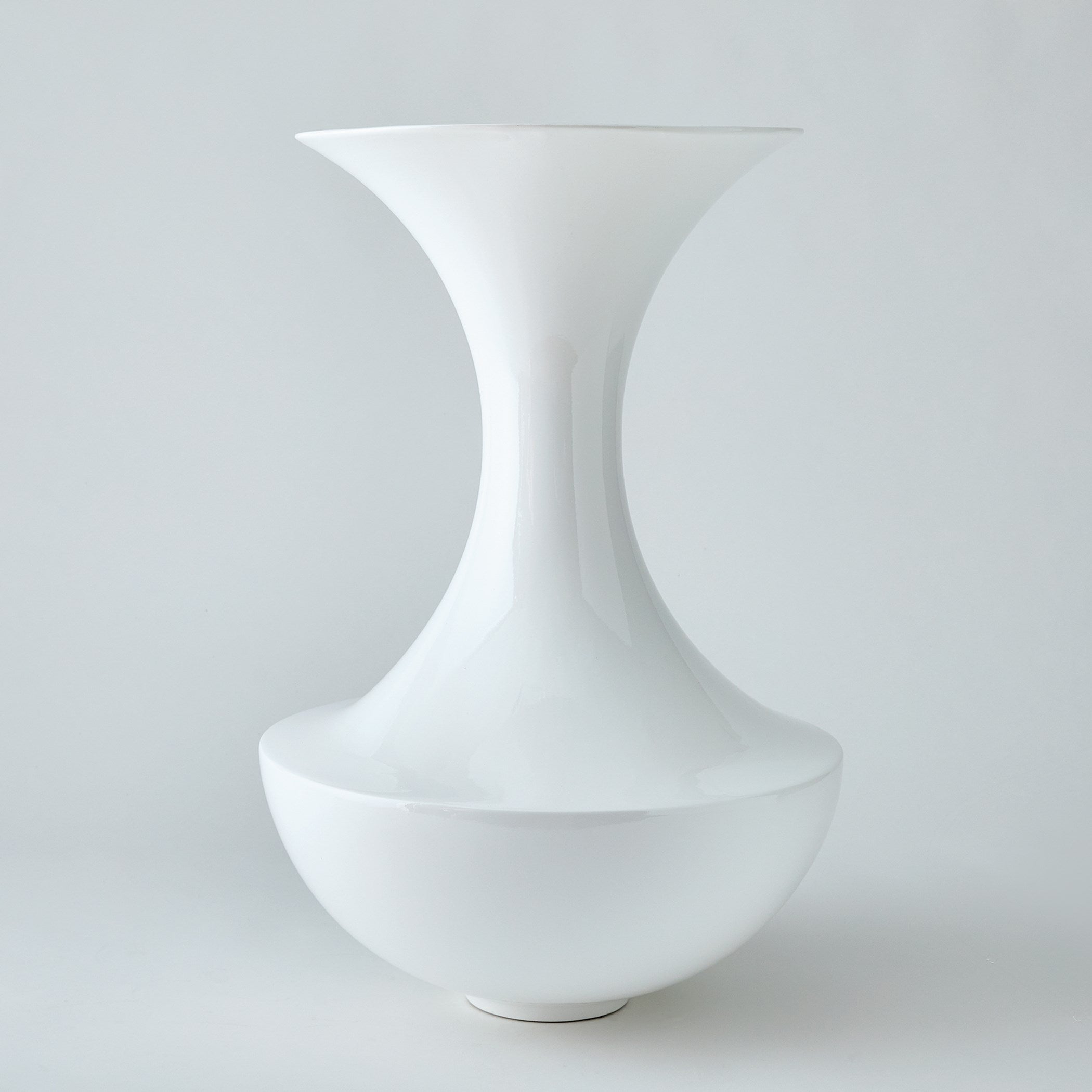 Global Views Trumpet Vase