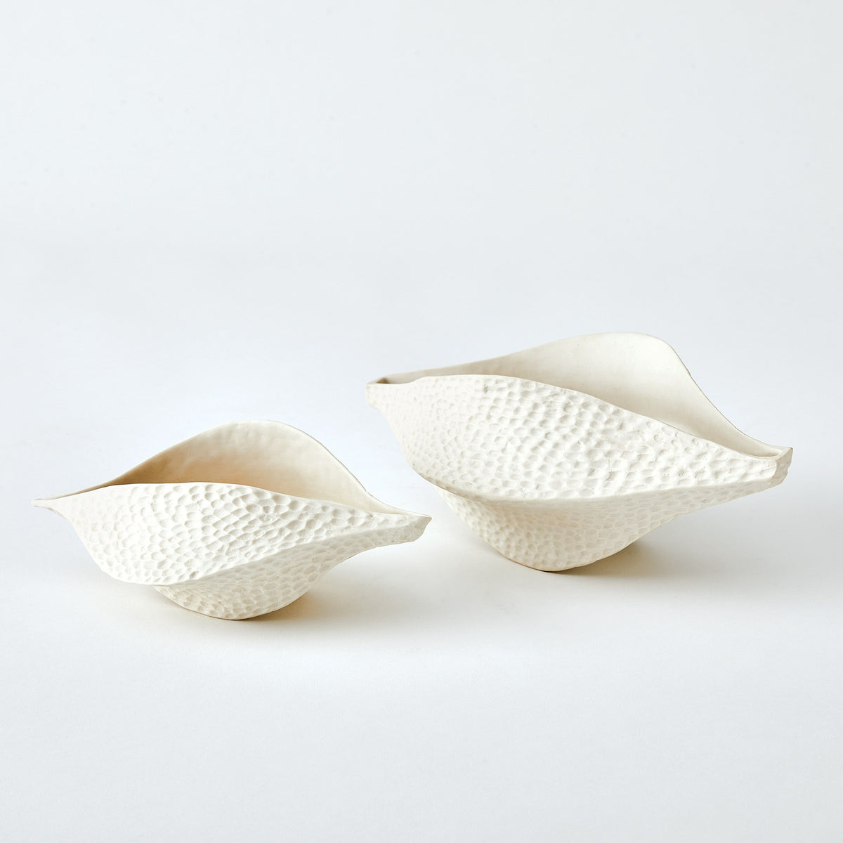 Global Views Porcelain Pod Matte White