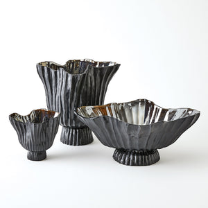 Global Views Folha Footed Vase