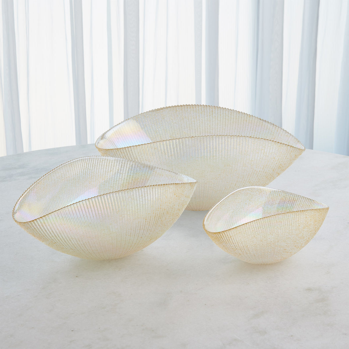 Global Views Pleated Bowl