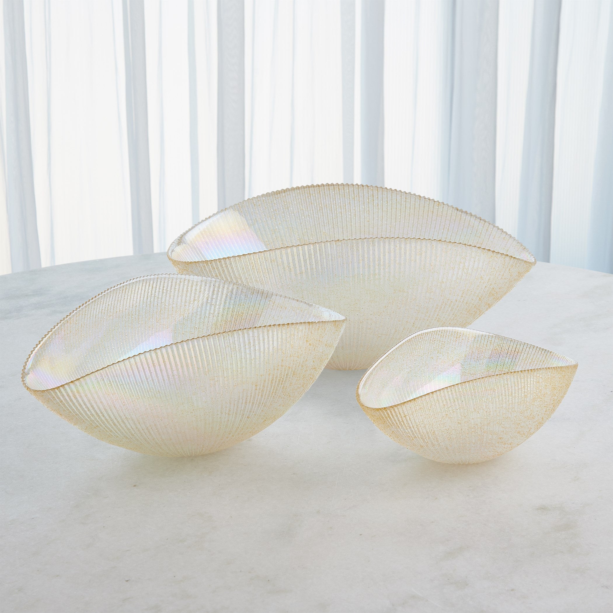 Global Views Pleated Bowl