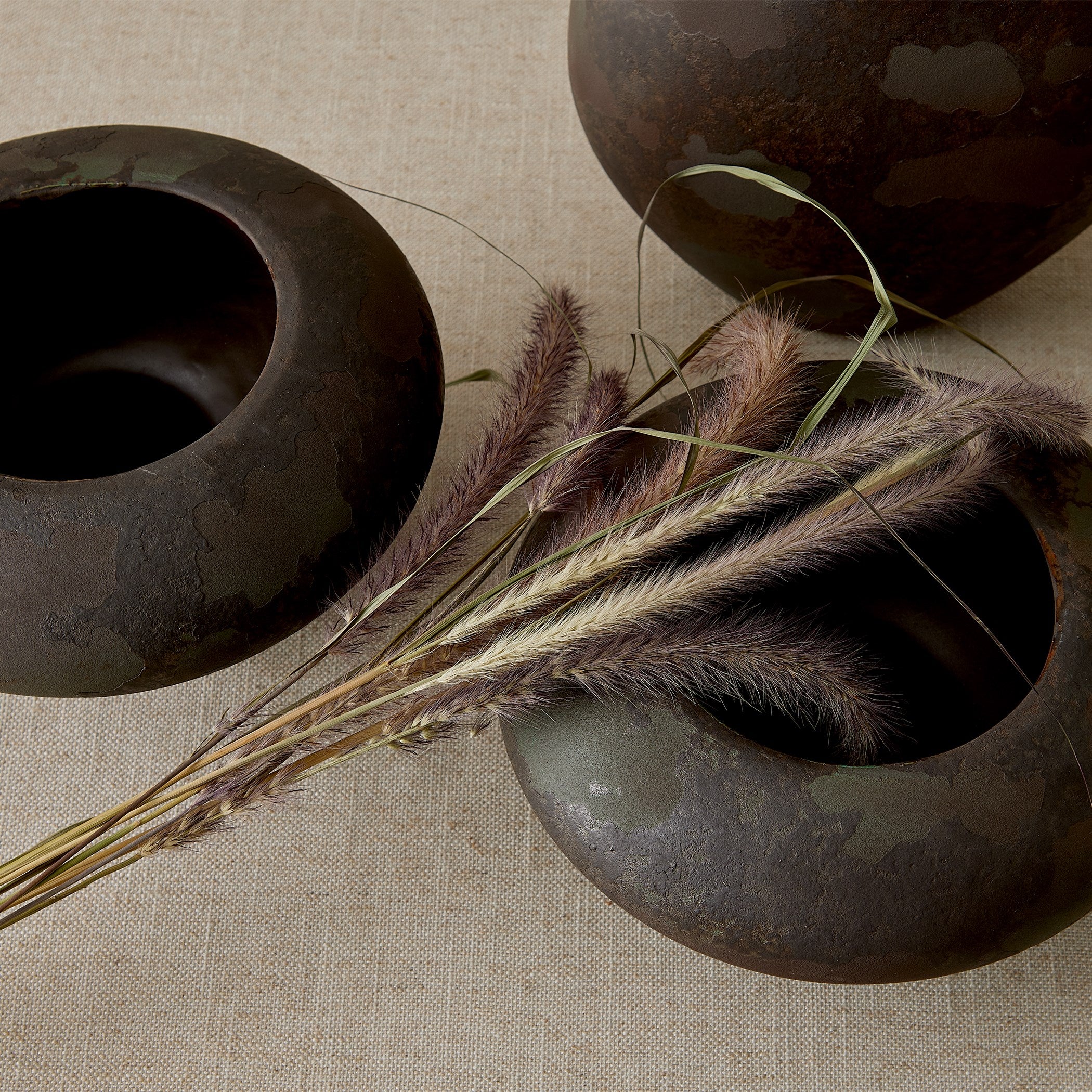 Global Views Diviners Vessel Soot
