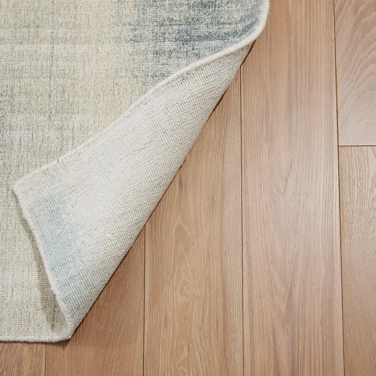 Global Views Cloudy Day Rug