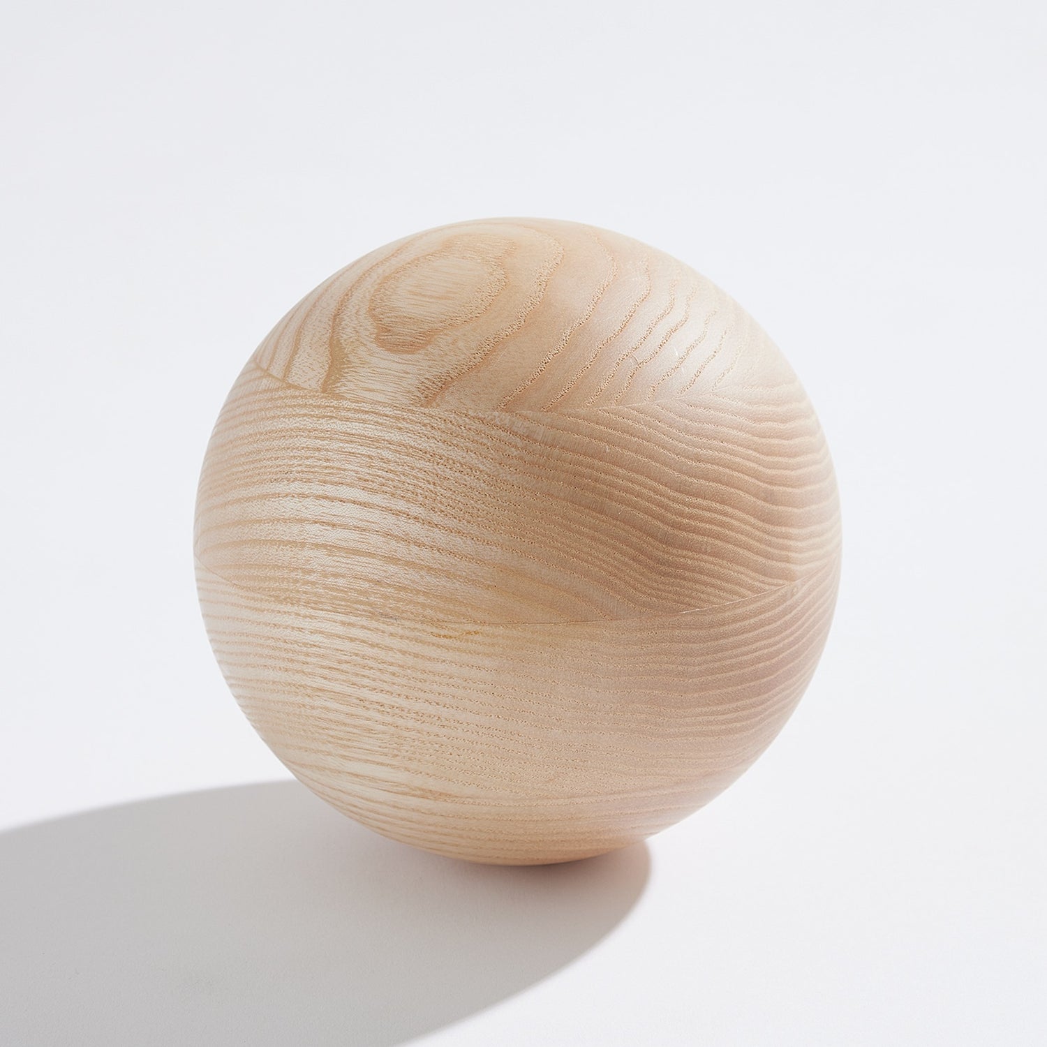 Global Views Mawell Sphere Ash