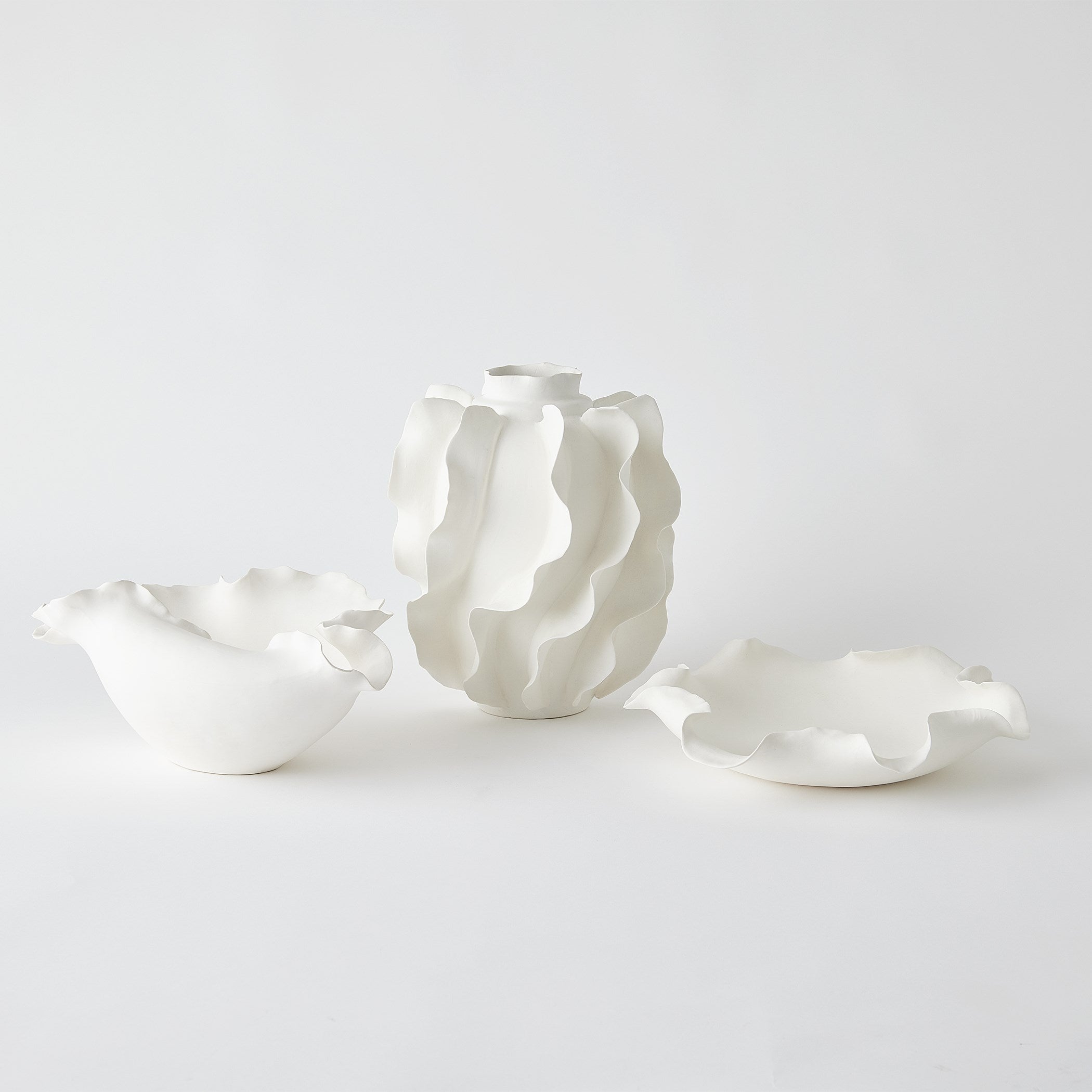 Global Views Folios Vase Matte White