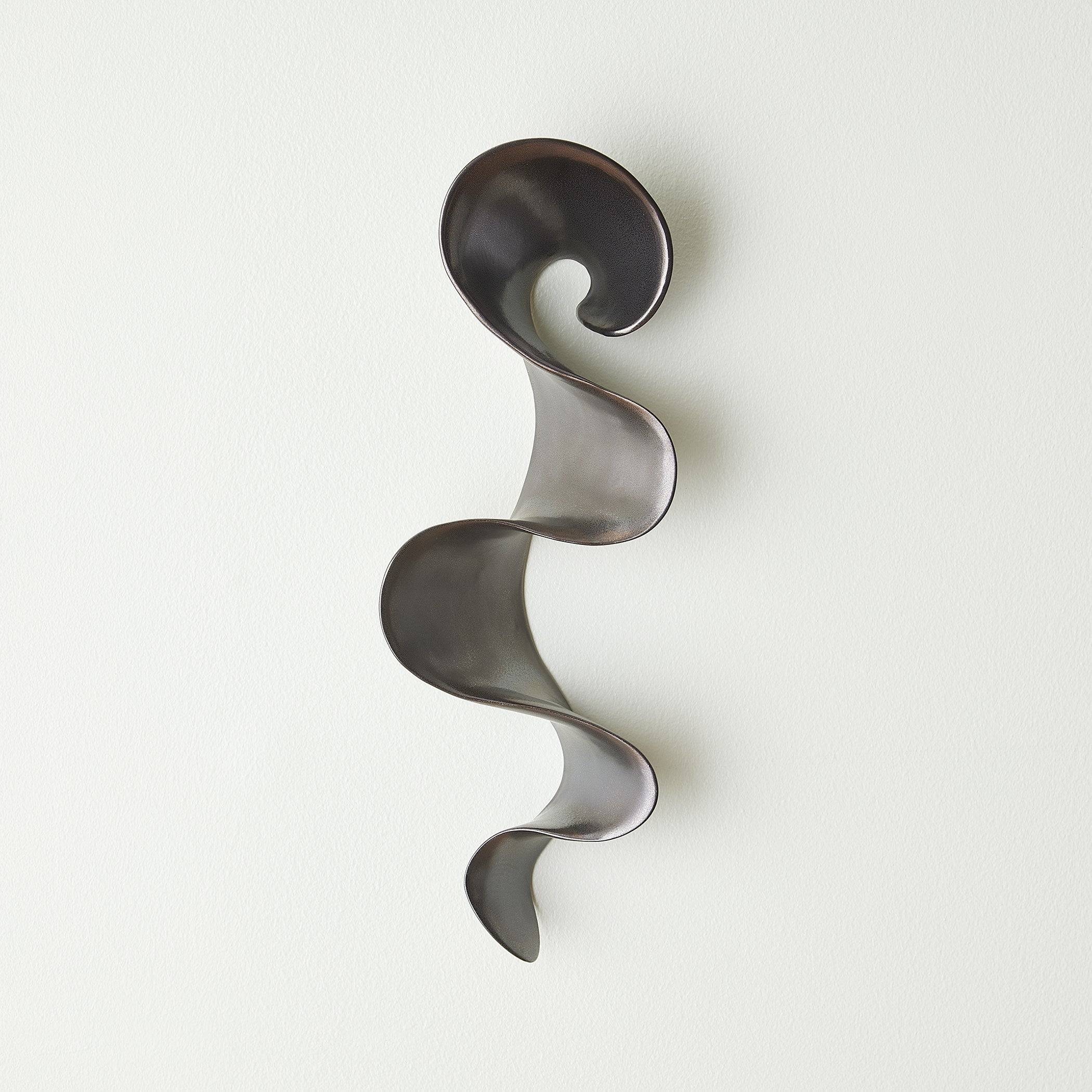 Global Views Tempest Wall Ribbon