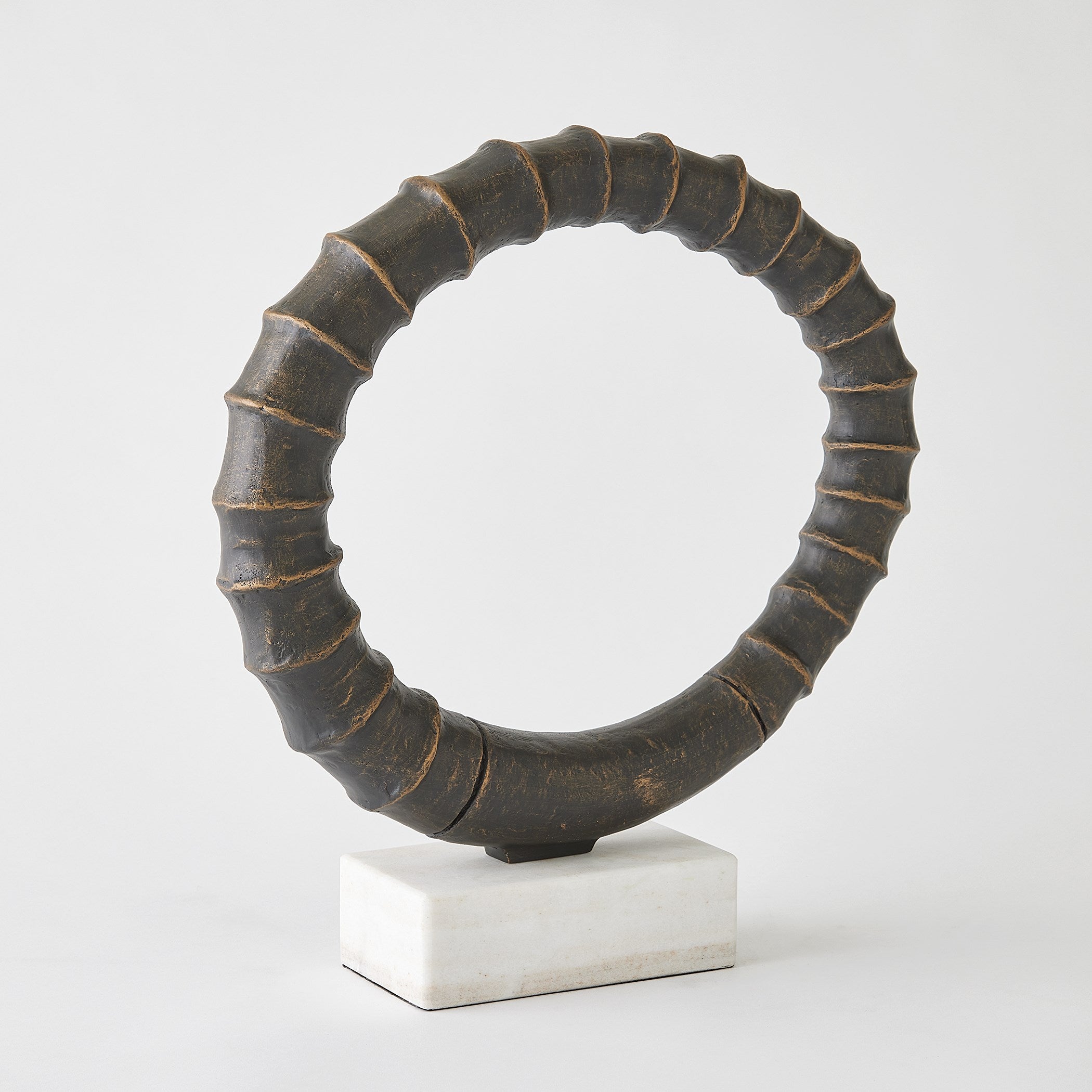 Global Views Infinity Horn Sculpture