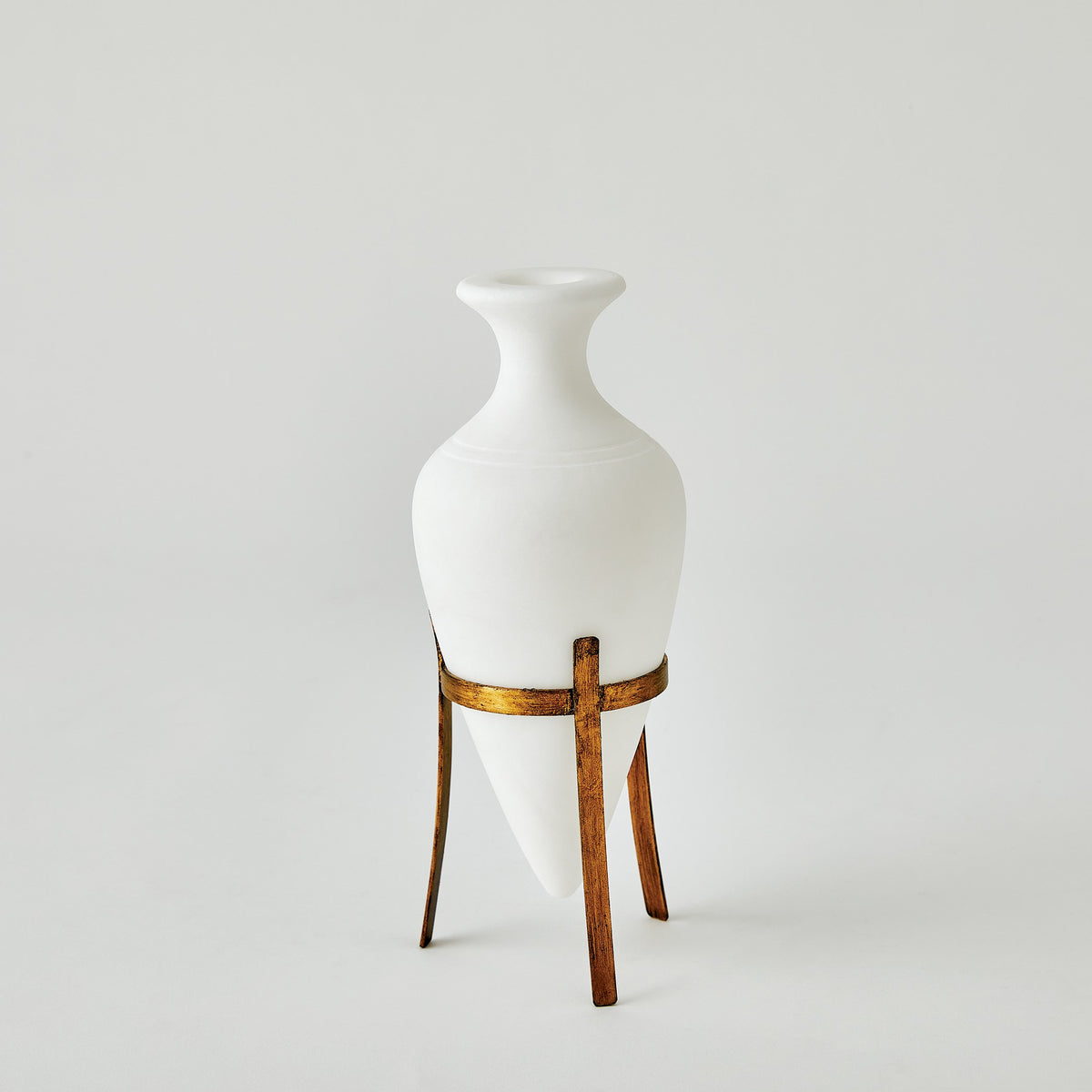 Global Views Amphora Alabaster Vase