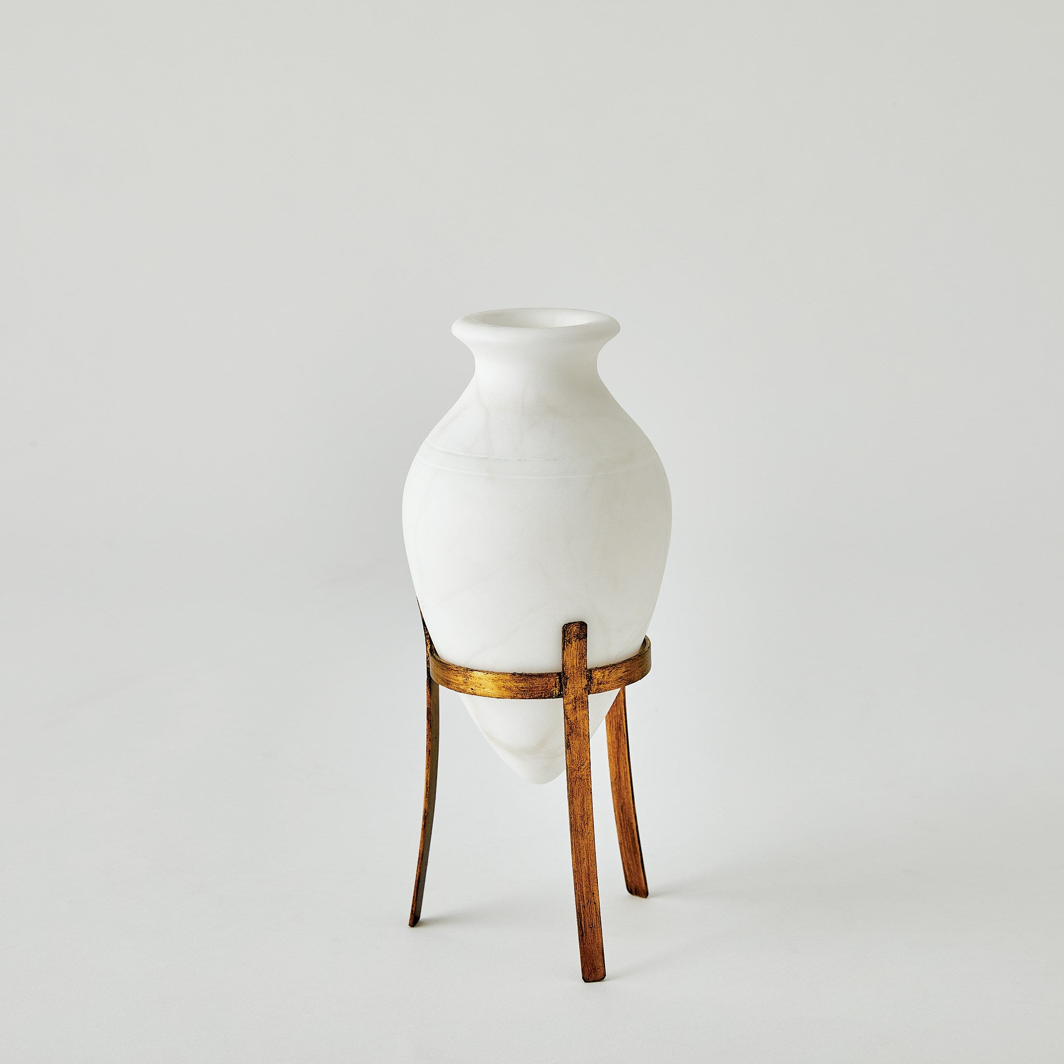 Global Views Amphora Alabaster Vase