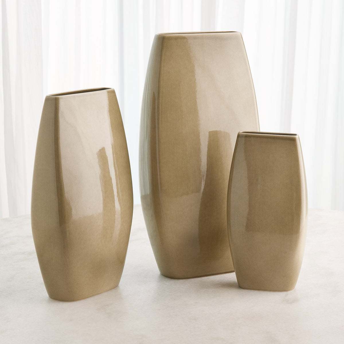 Global Views Cicada Vase Moss