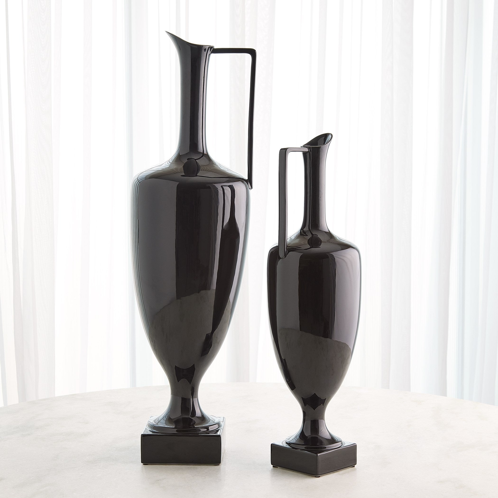 Global Views Quiet Curve Urn Black