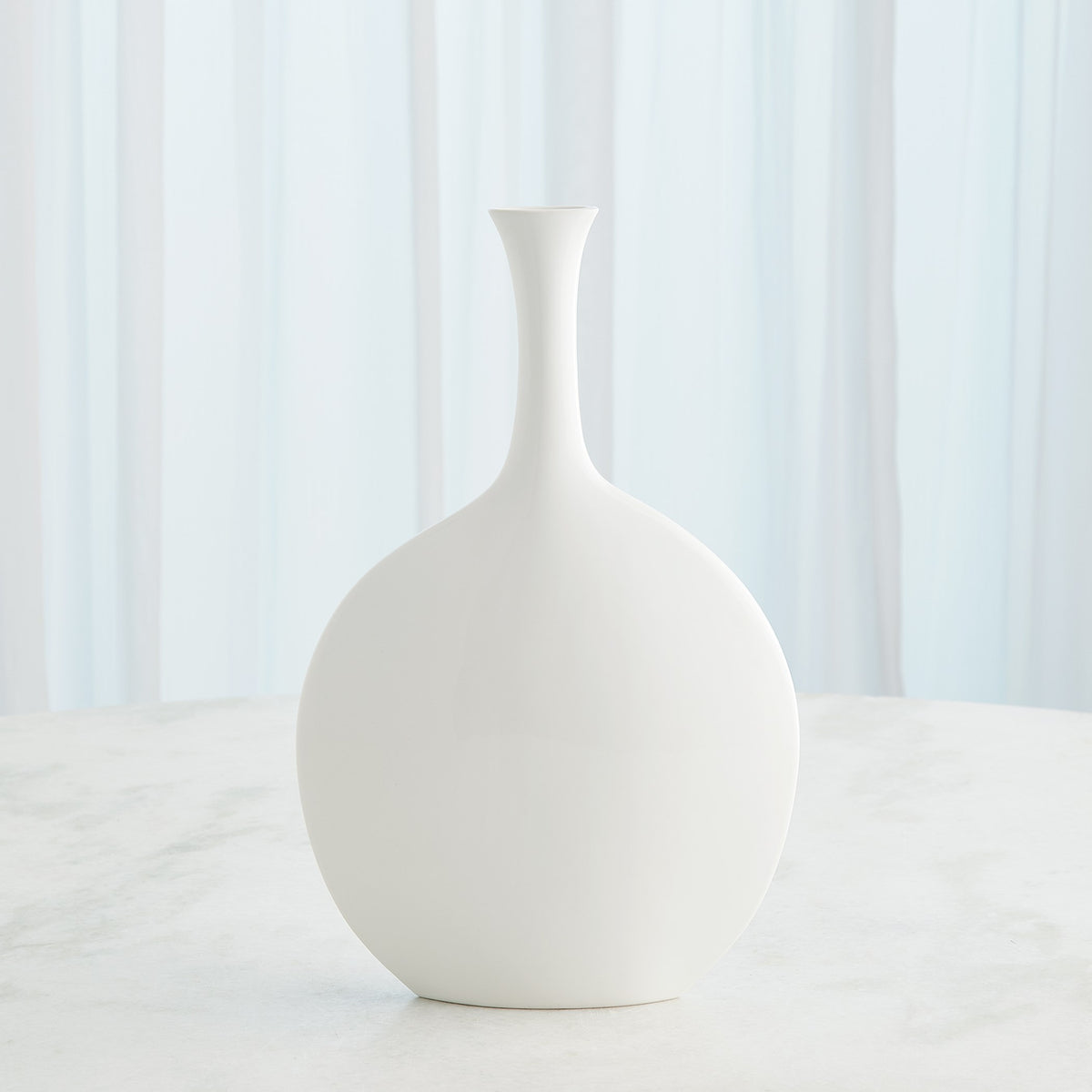 Global Views Silhouette Vase