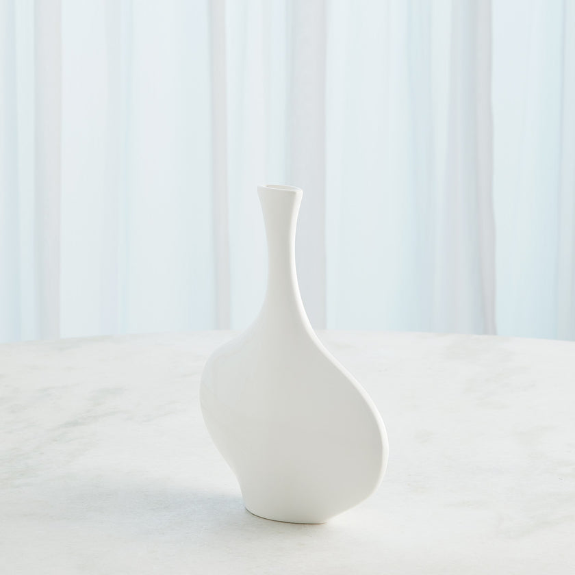 Global Views Silhouette Vase