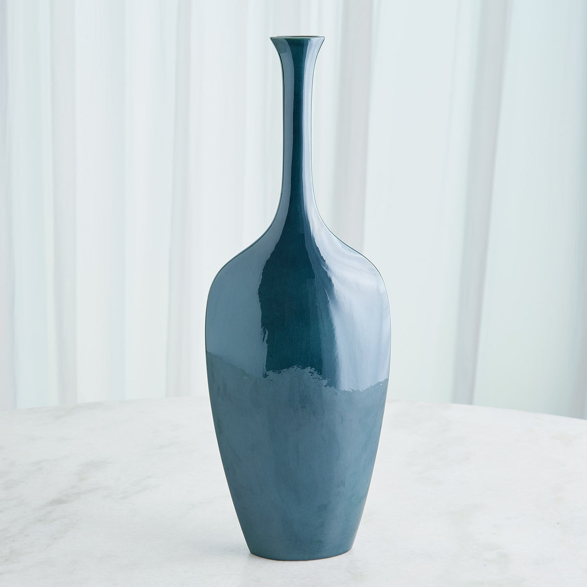 Global Views Silhouette Vase