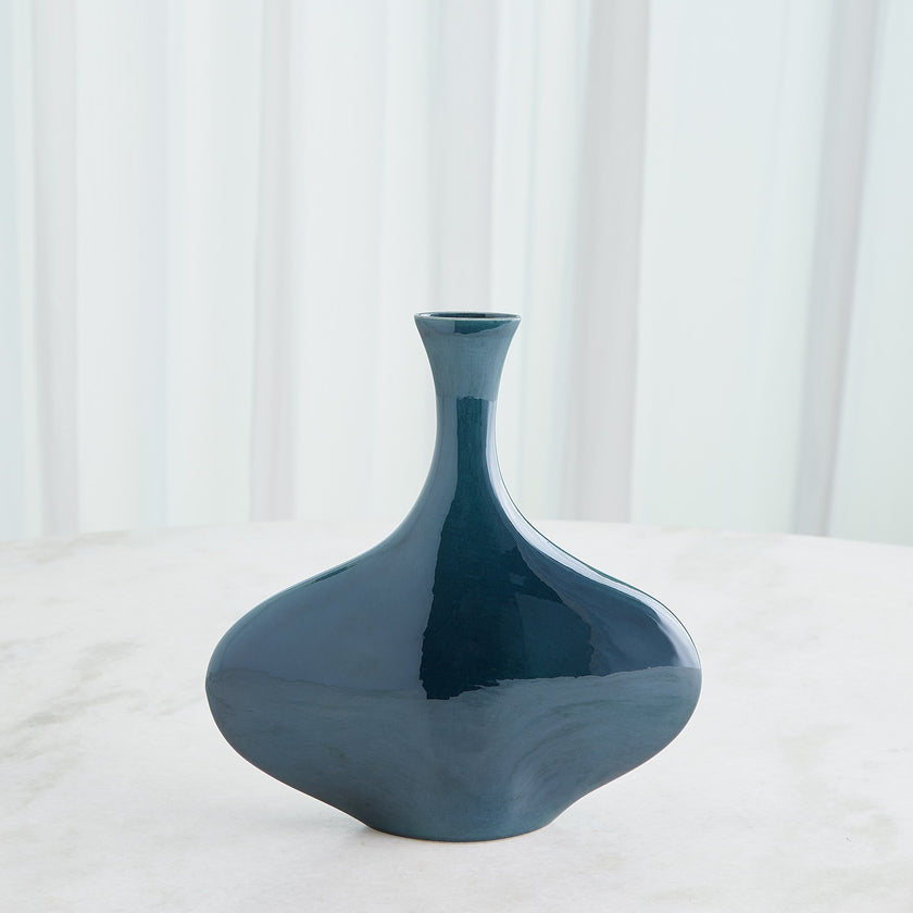 Global Views Silhouette Vase