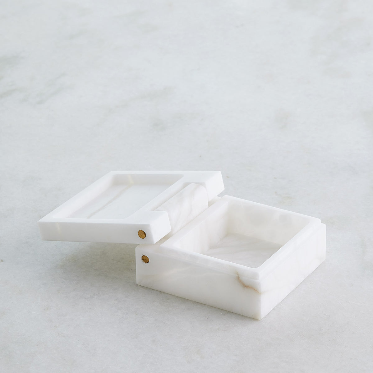 Global Views Hinged Alabaster Box White