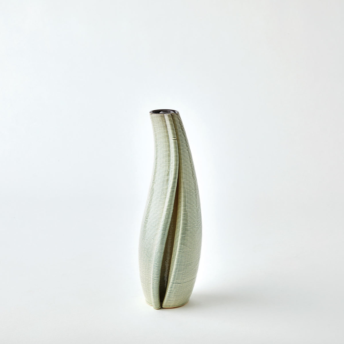Global Views Rift Vase