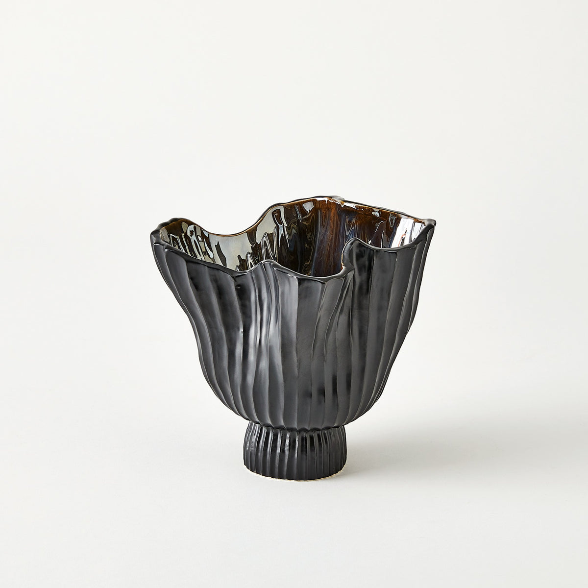 Global Views Folha Footed Vase 