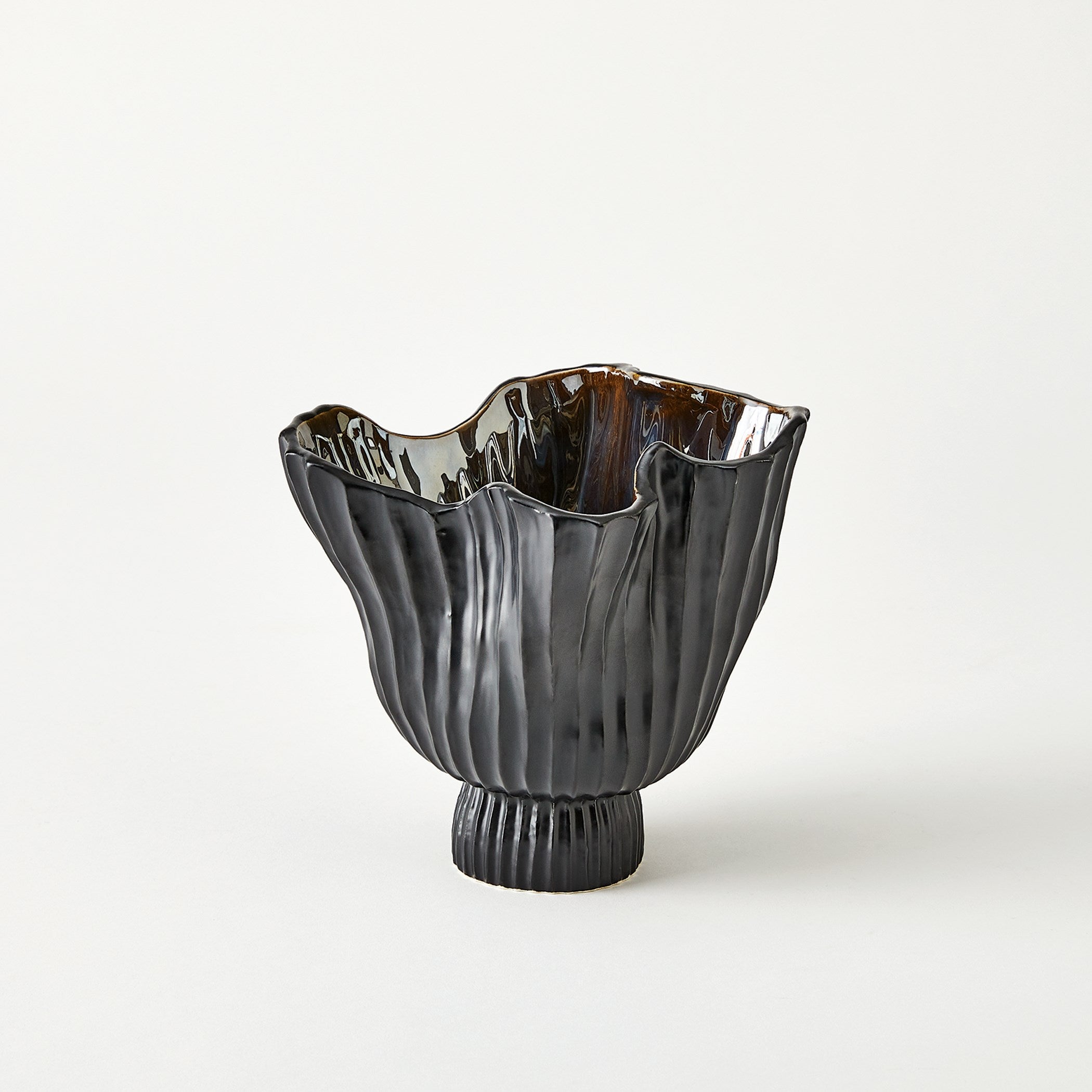 Global Views Folha Footed Vase 